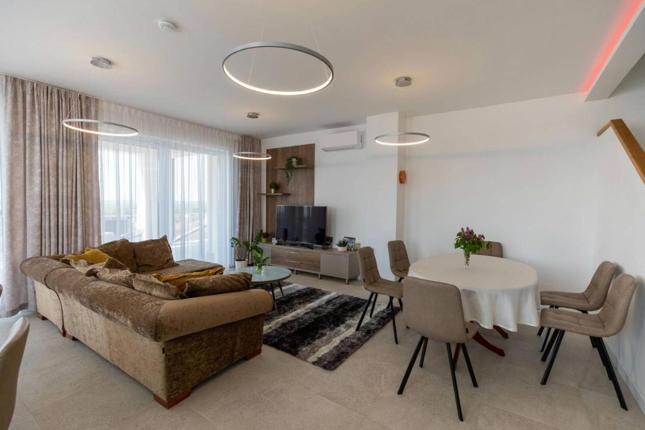 Aszuvilag Rezidencia With Sauna & Jacuzzi Legyesbenye Buitenkant foto