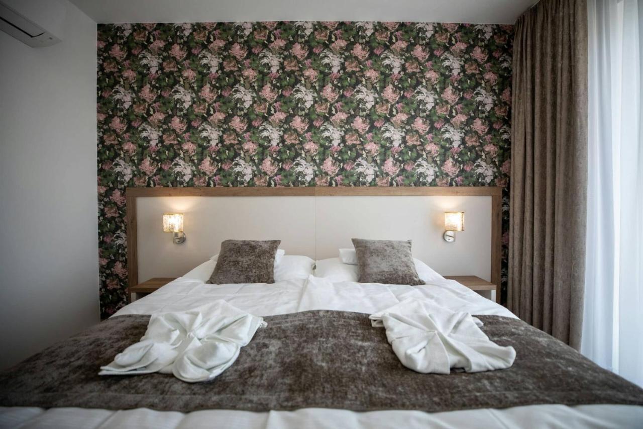 Aszuvilag Rezidencia With Sauna & Jacuzzi Legyesbenye Buitenkant foto
