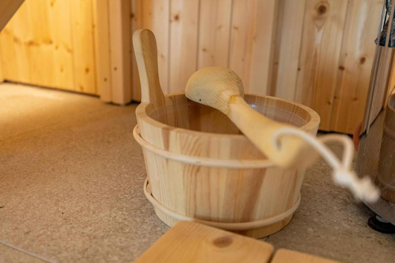 Aszuvilag Rezidencia With Sauna & Jacuzzi Legyesbenye Buitenkant foto
