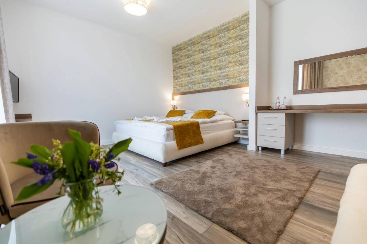 Aszuvilag Rezidencia With Sauna & Jacuzzi Legyesbenye Buitenkant foto