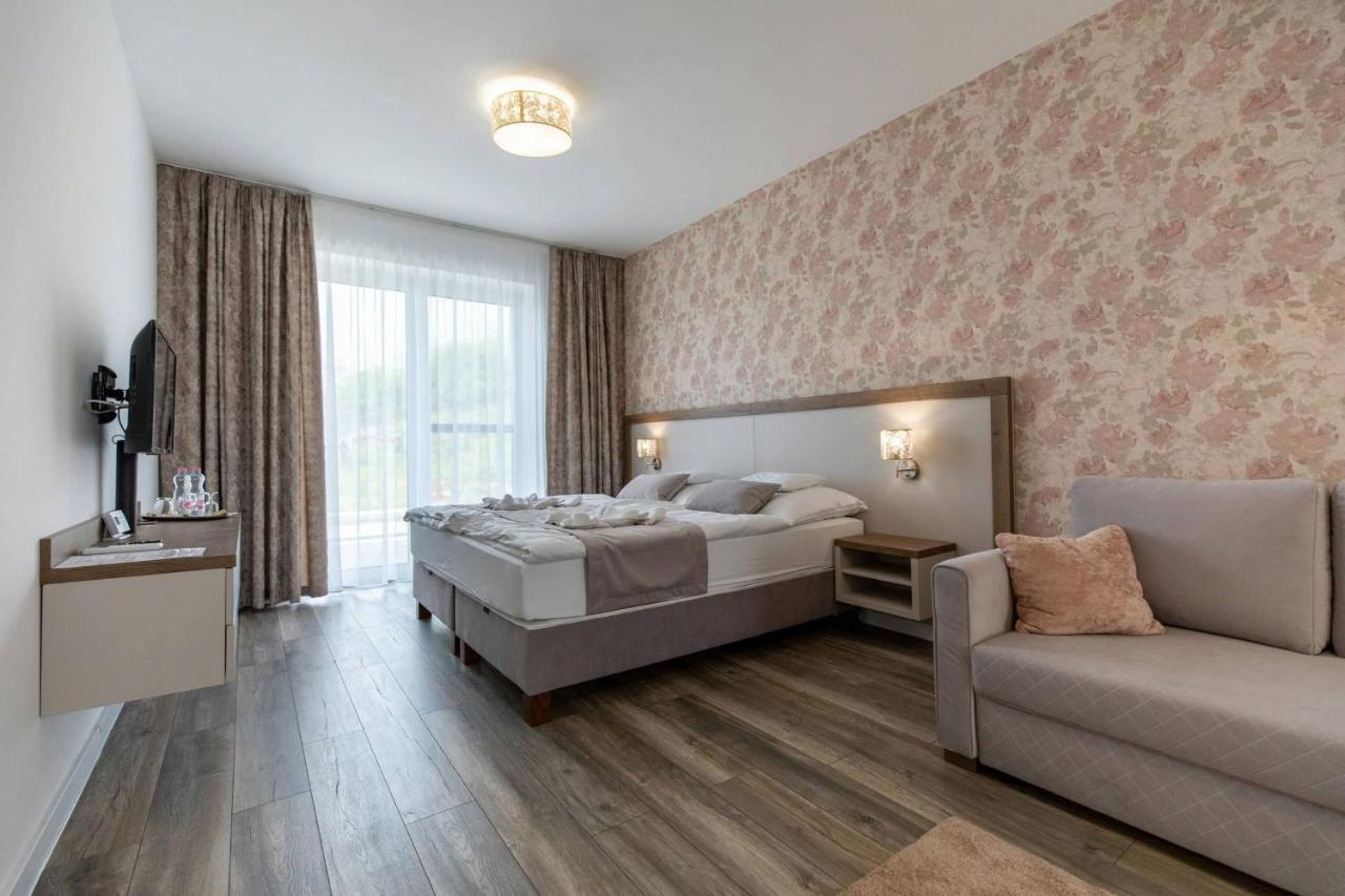 Aszuvilag Rezidencia With Sauna & Jacuzzi Legyesbenye Buitenkant foto