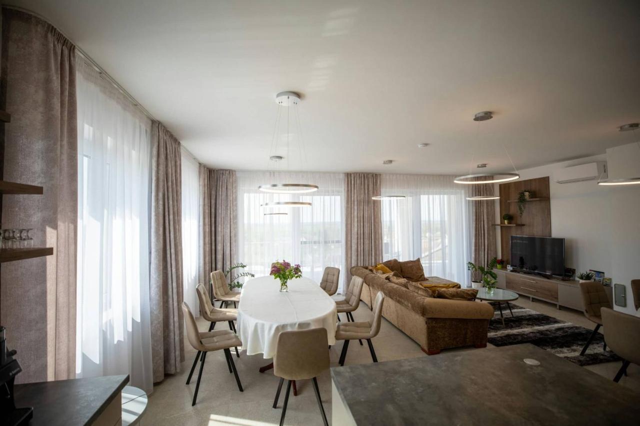 Aszuvilag Rezidencia With Sauna & Jacuzzi Legyesbenye Buitenkant foto