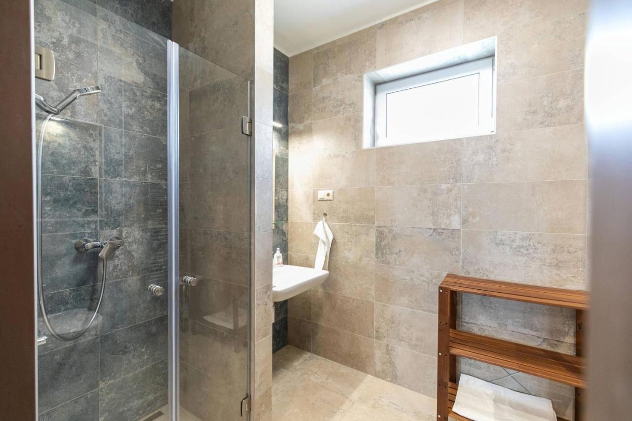 Aszuvilag Rezidencia With Sauna & Jacuzzi Legyesbenye Buitenkant foto