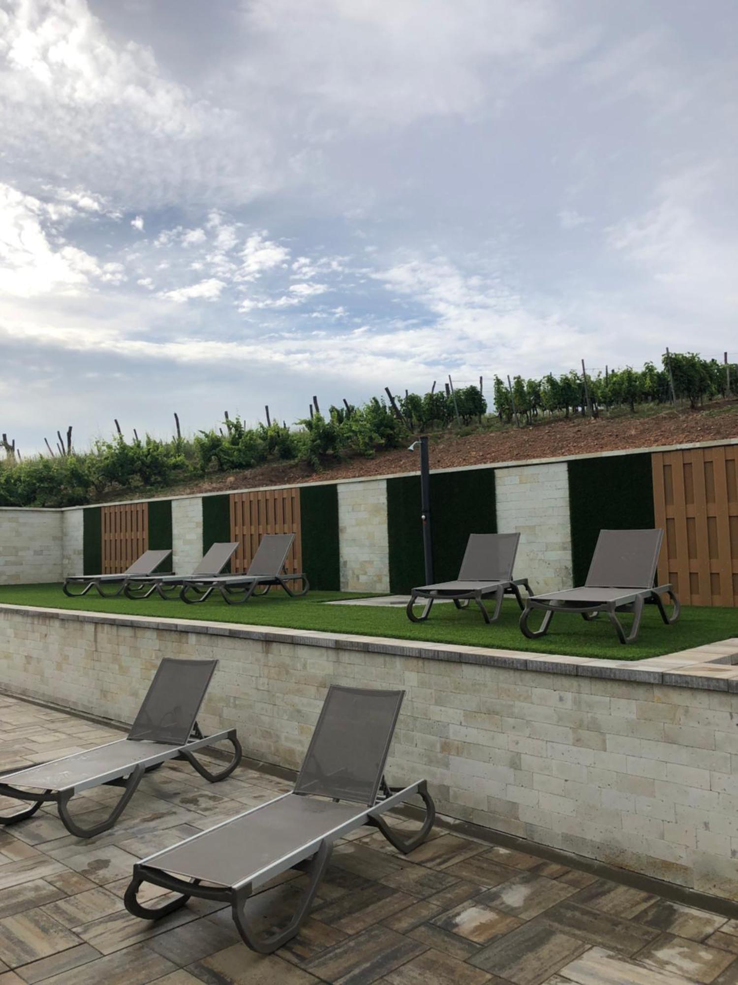 Aszuvilag Rezidencia With Sauna & Jacuzzi Legyesbenye Buitenkant foto